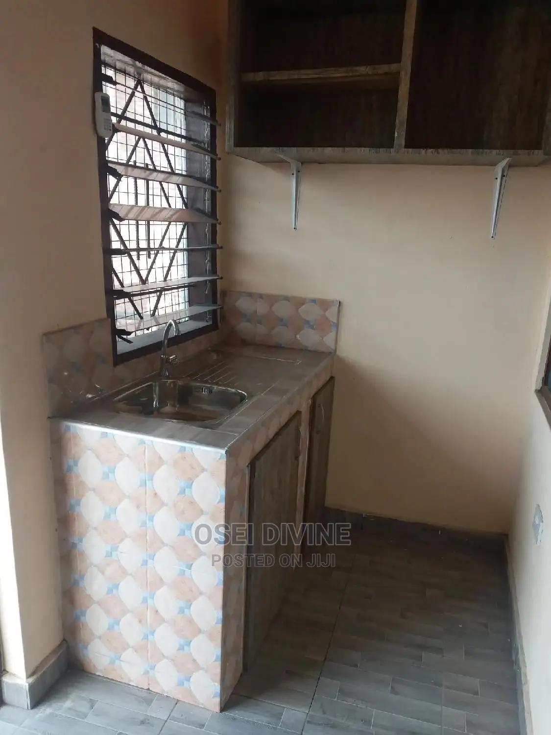 Nice Single Room S/C Dansoman Sahara