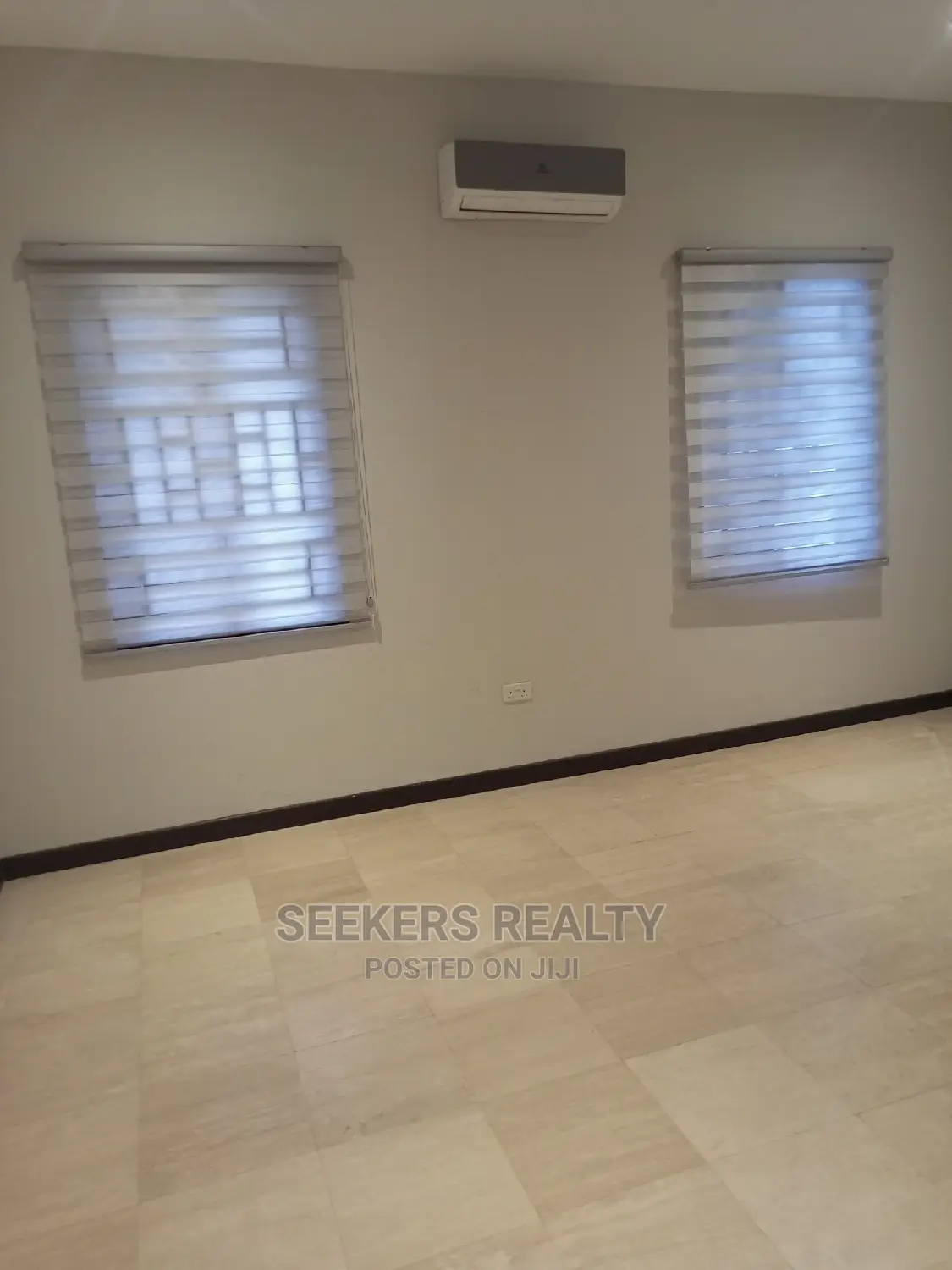 2bdrm Apartment in Seekers Realty, Oxford Street for rent