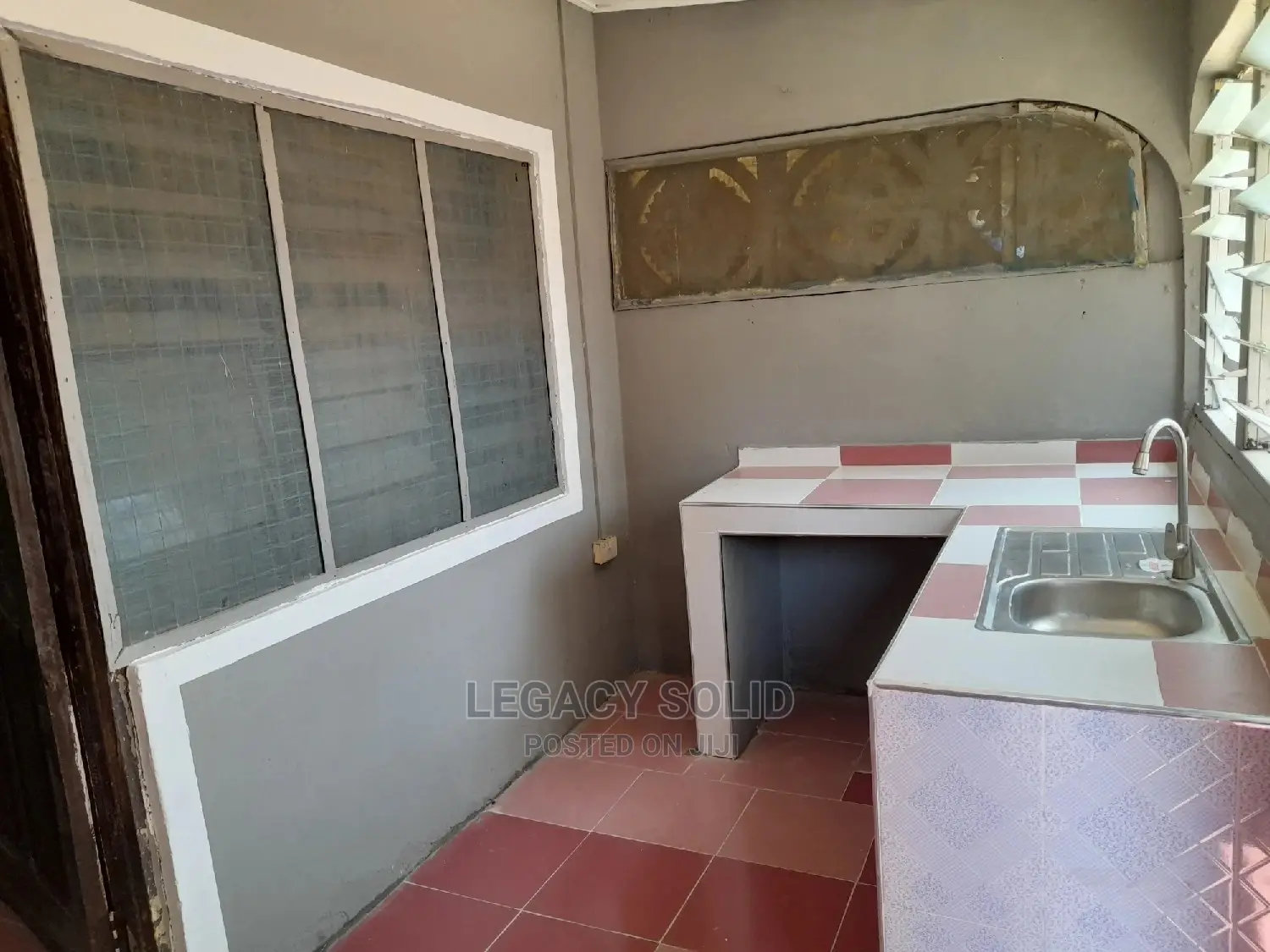 1bdrm House in Legacy Solid Real, Ledzokuku-Krowor for rent