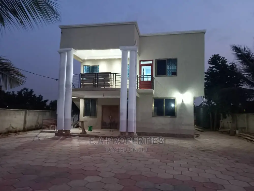 7bdrm Mansion in E a Properties, Sasaabi for Sale
