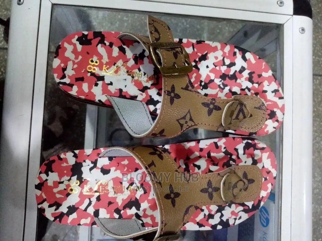 Nice Unisex Slip On