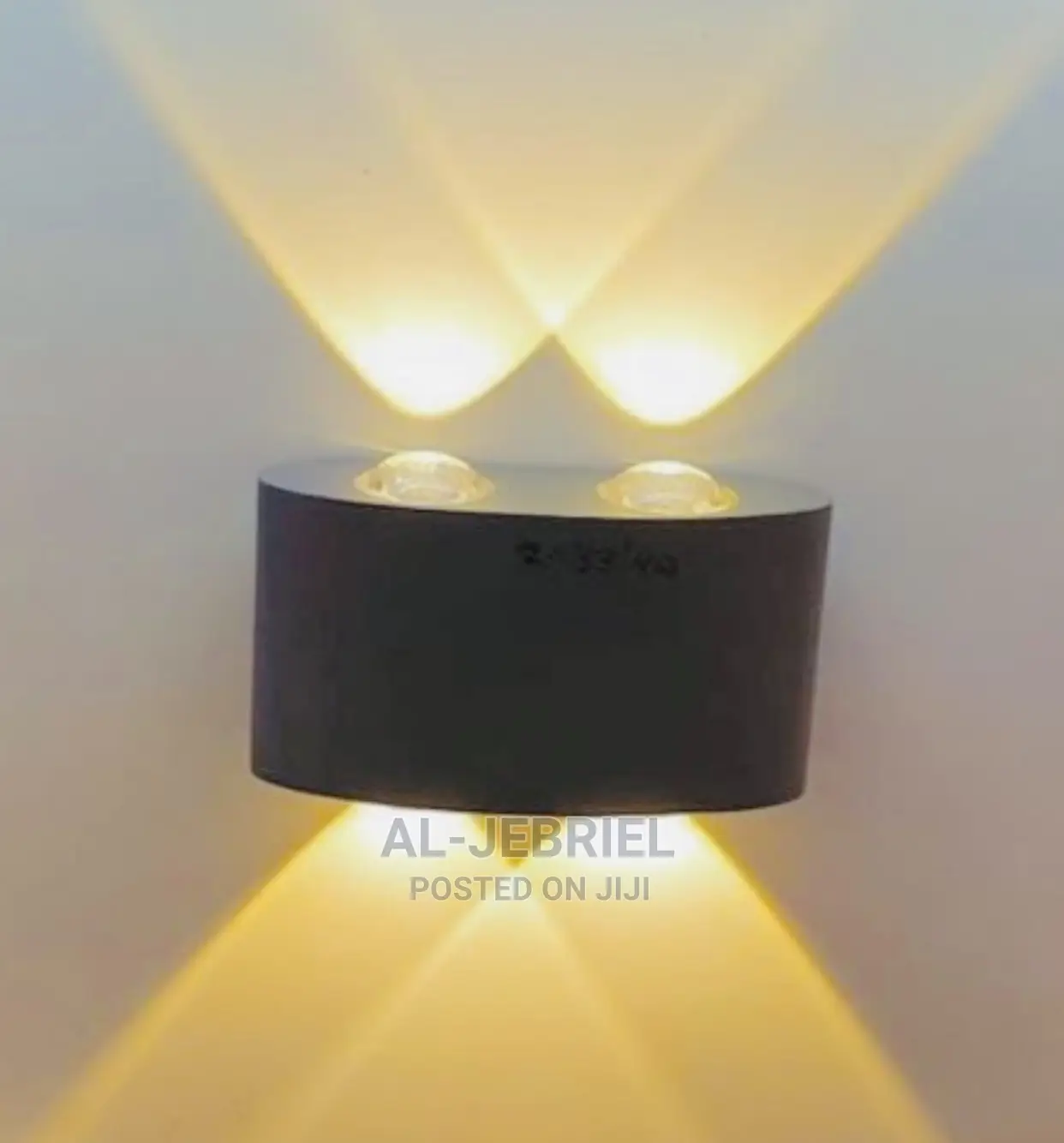 Win Win LED Wall Light Ww130/4