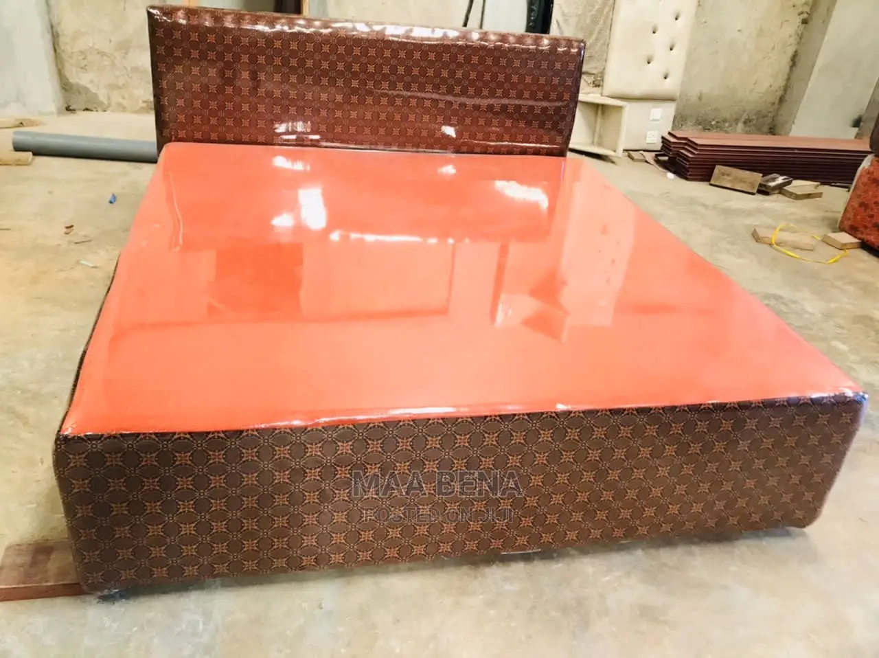 Queen Leather Beds