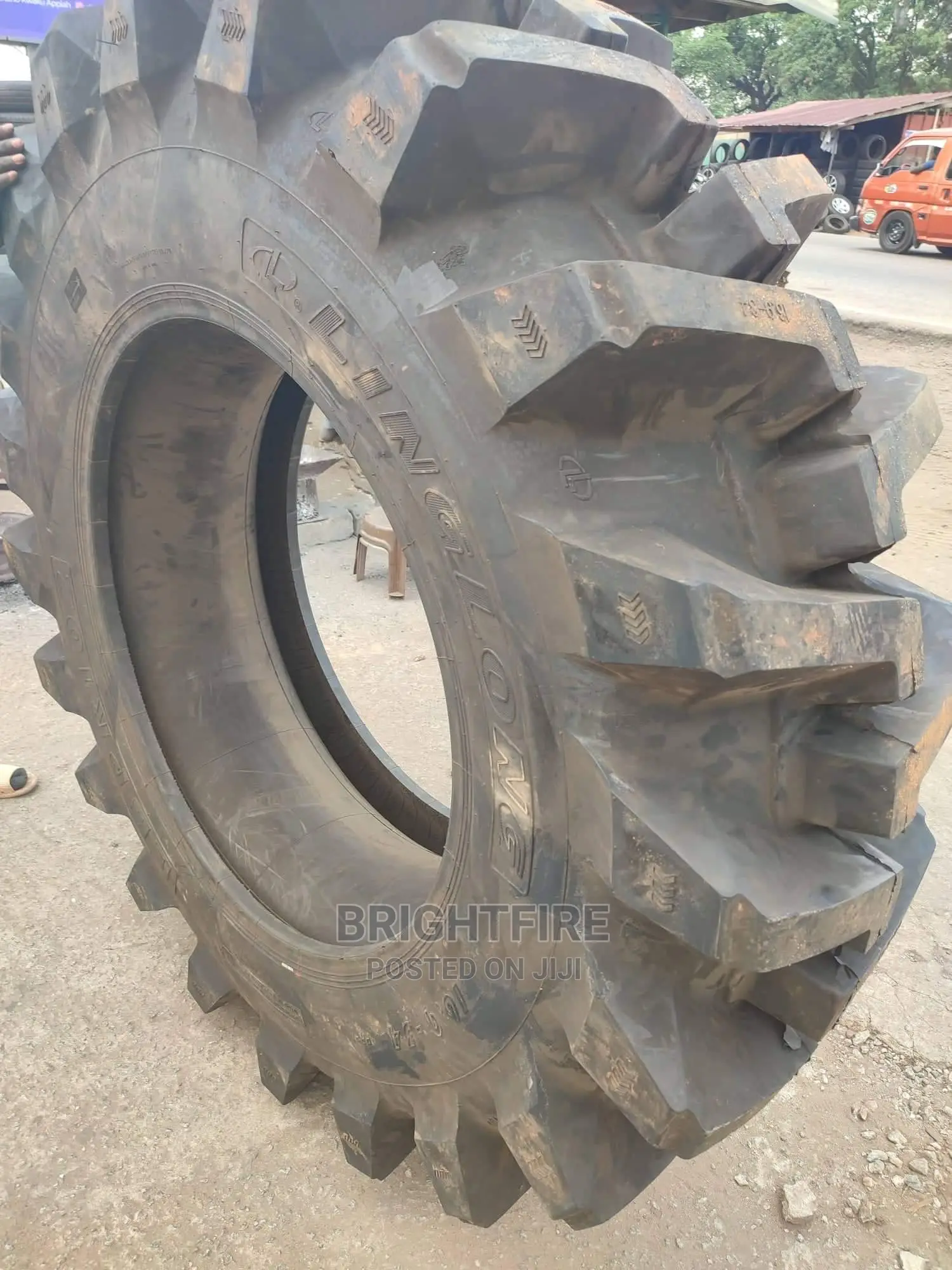Tractor Tire 16.9-34