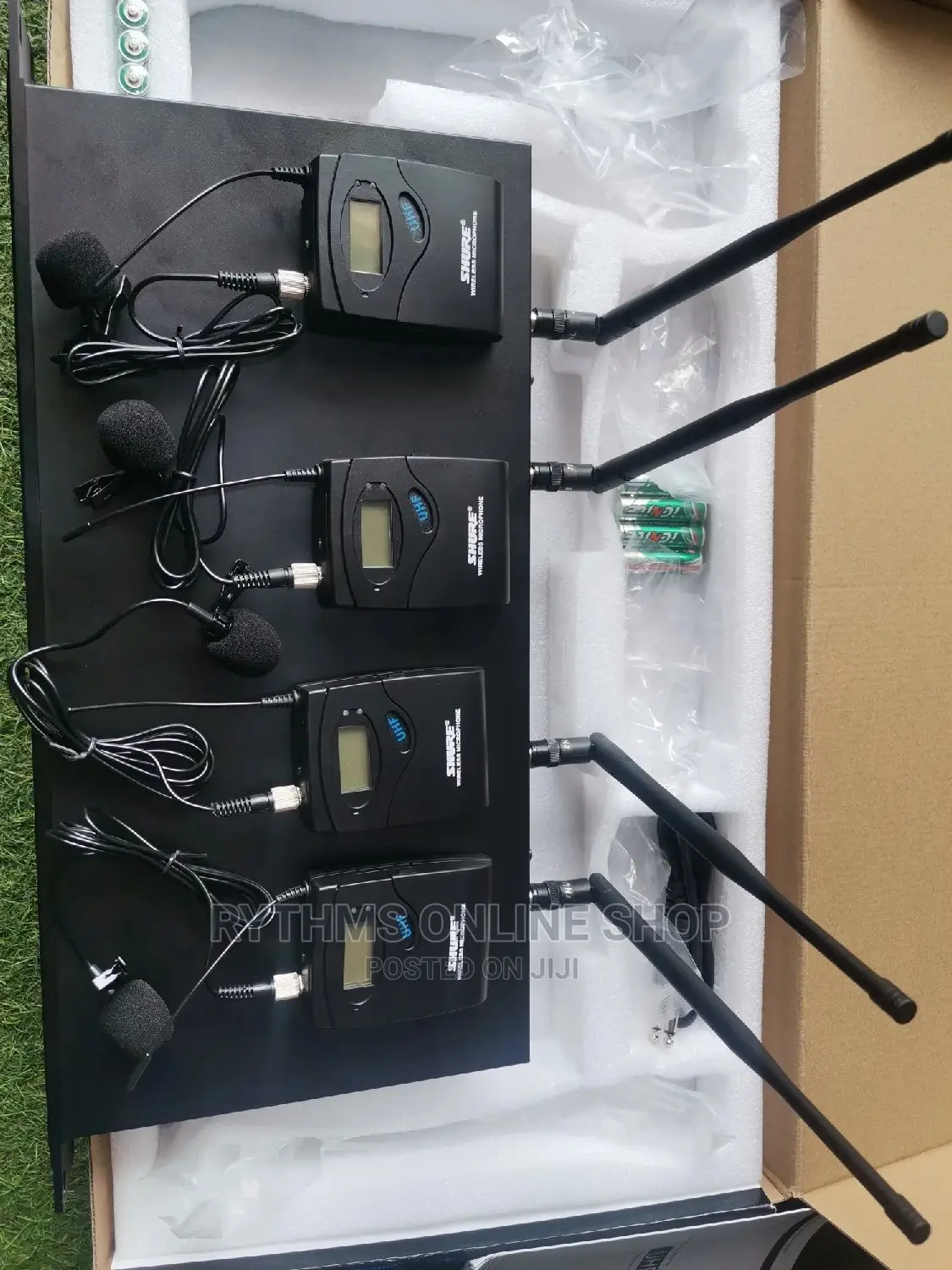 Lapel Mic 4 in 1 (Cordless)