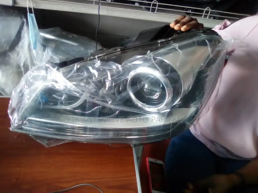 Benz W204 C250 2011-2013 Front LED HEADLIGHT Pair Available