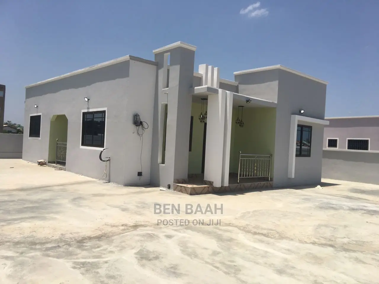 3bdrm Block of Flats in Ben Properties, Accra Metropolitan for sale