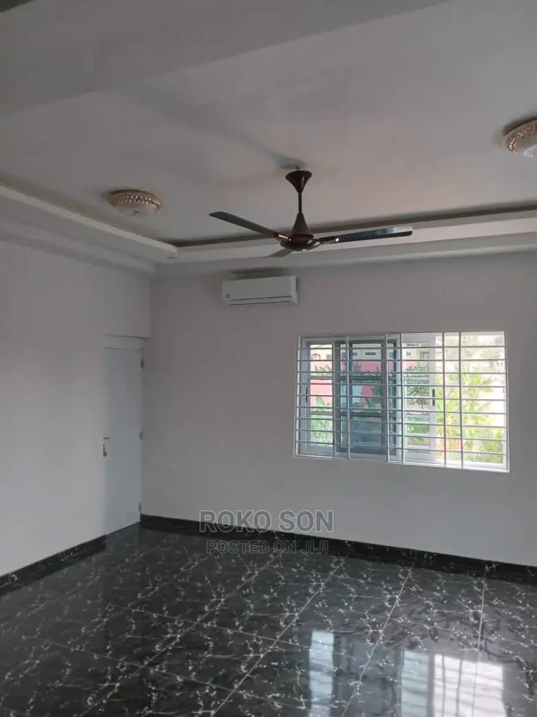 4bdrm Duplex in Dr Roko, CFC Estates for sale