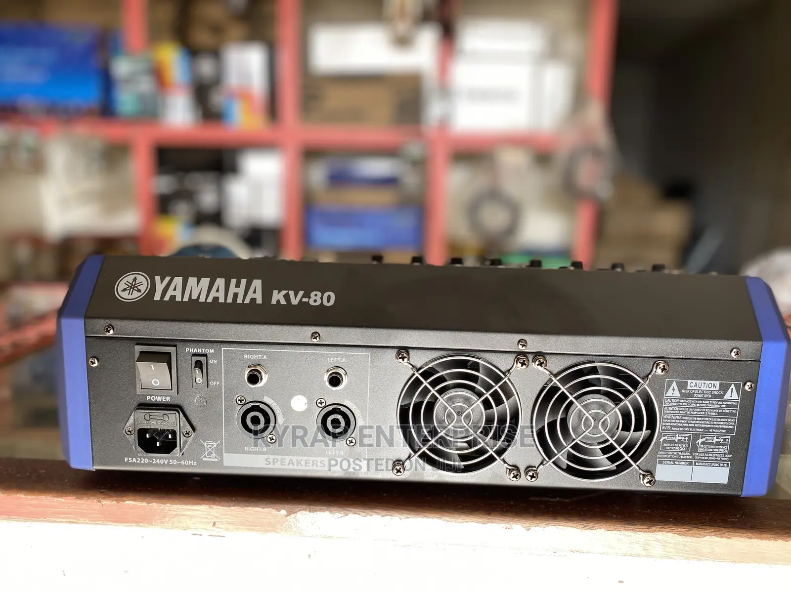 YAMAHA KV80 8 Channeled Powered Mixer