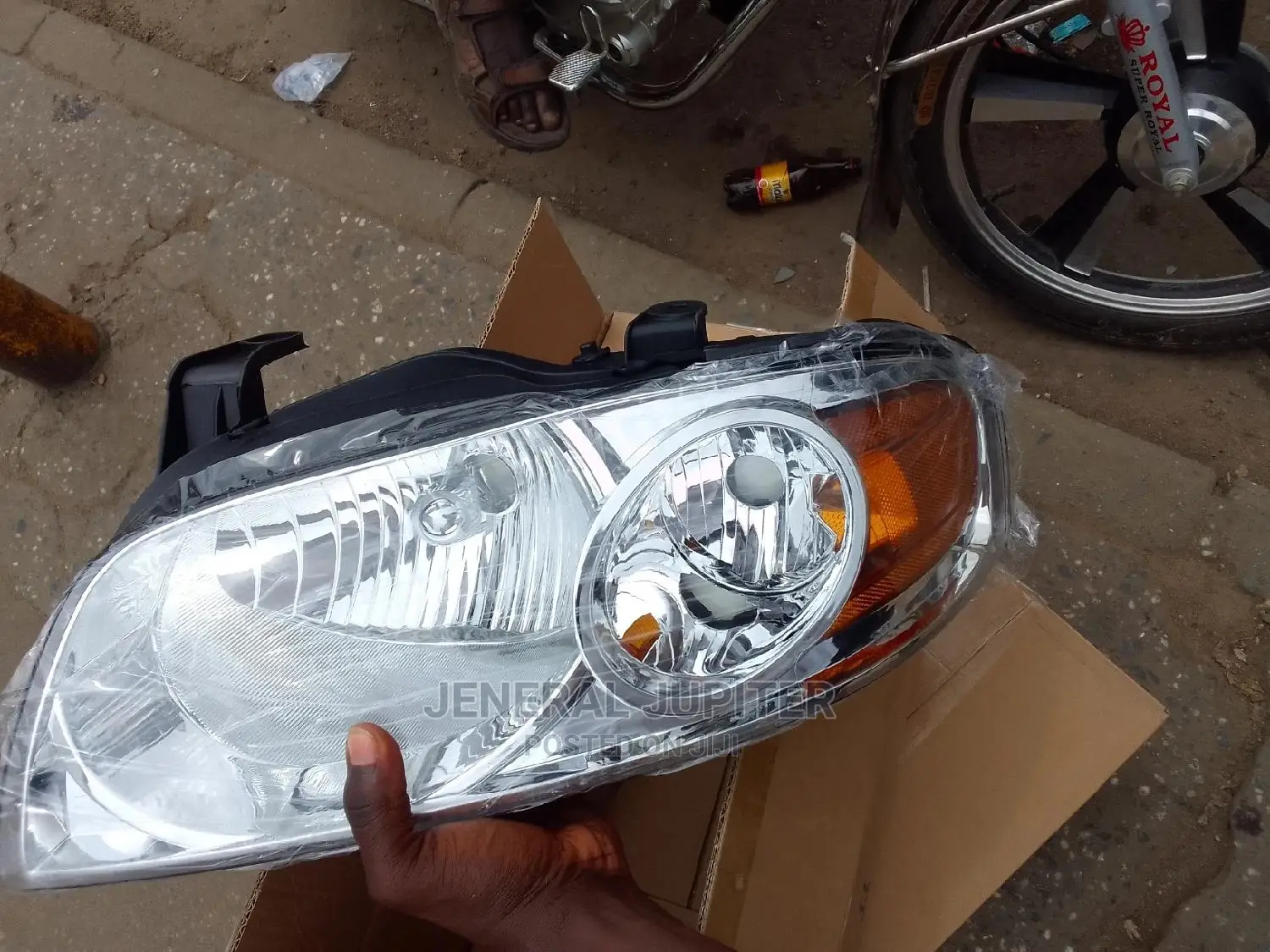 Nissan Sentra 2004/6 Headlight Pair.