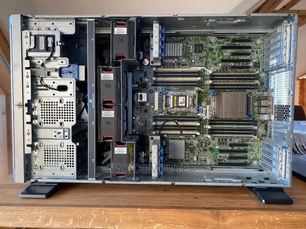Server HP ProLiant ML 32GB Intel Xeon HDD 1T
