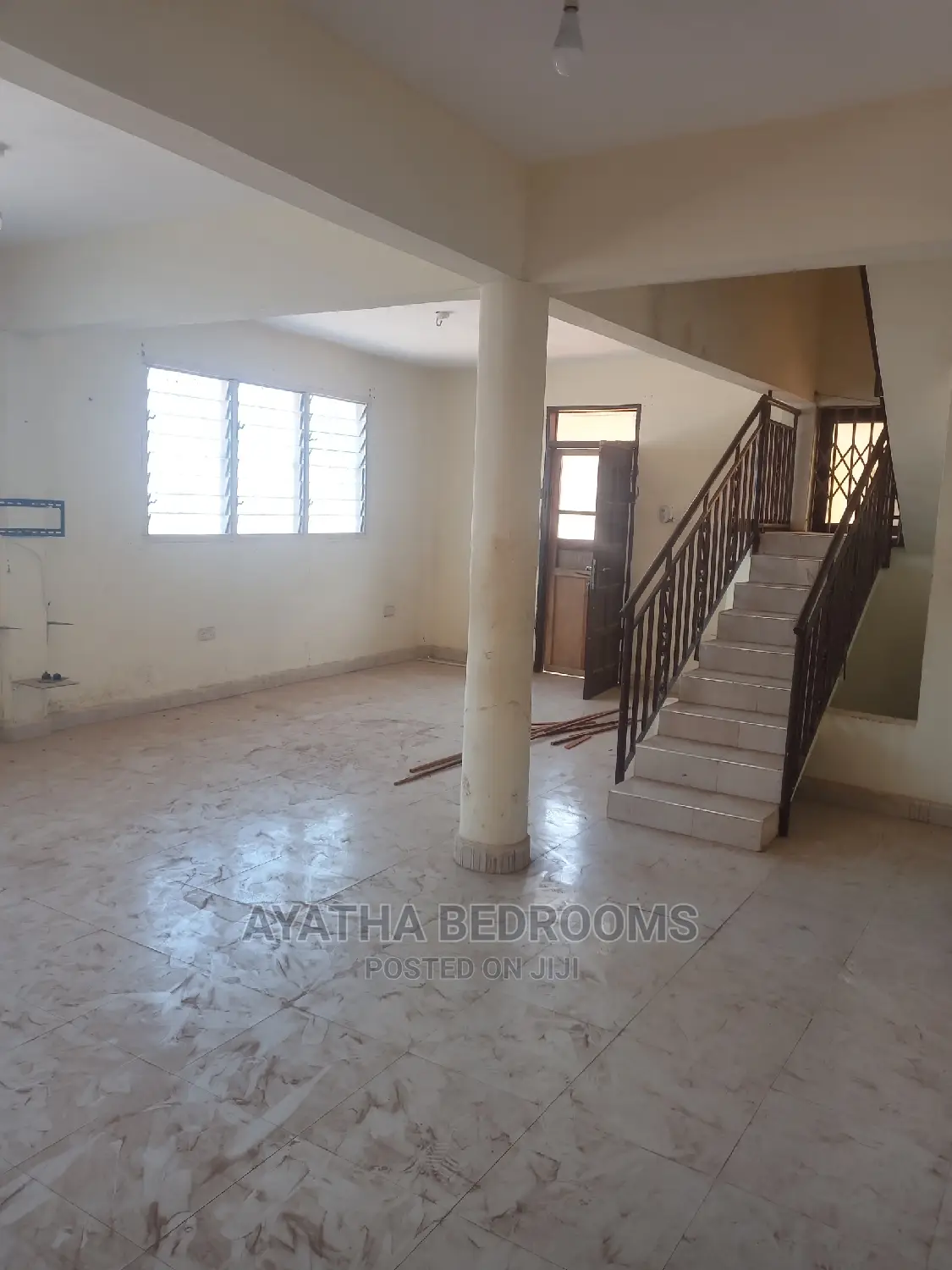 2bdrm Apartment in Ayathar Bedroom, New Town for Rent