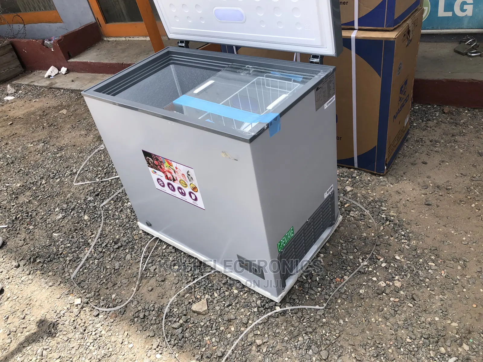 Blast Freezing 200litres RCF-244 Rainbow Chest Freezer