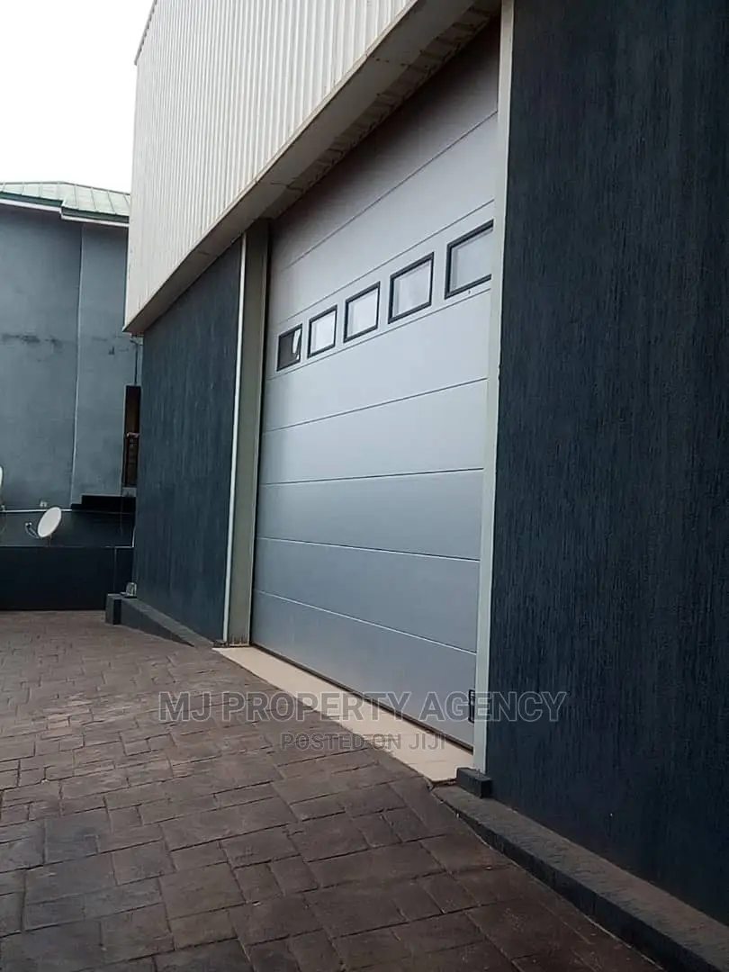 1300 SQM Warehouse Newly Built
