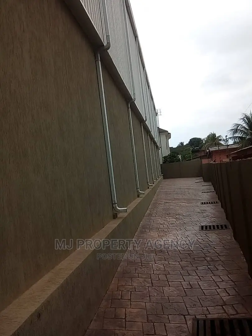 1300 SQM Warehouse Newly Built