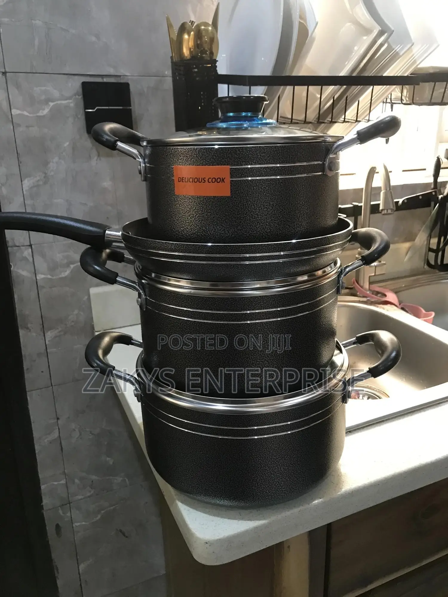 Non Stick Cookware Set