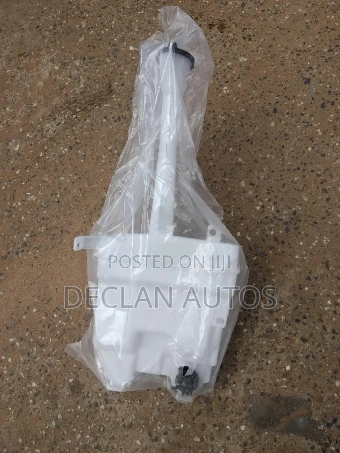 Corolla 2009 - 2013 Wiper Bottle