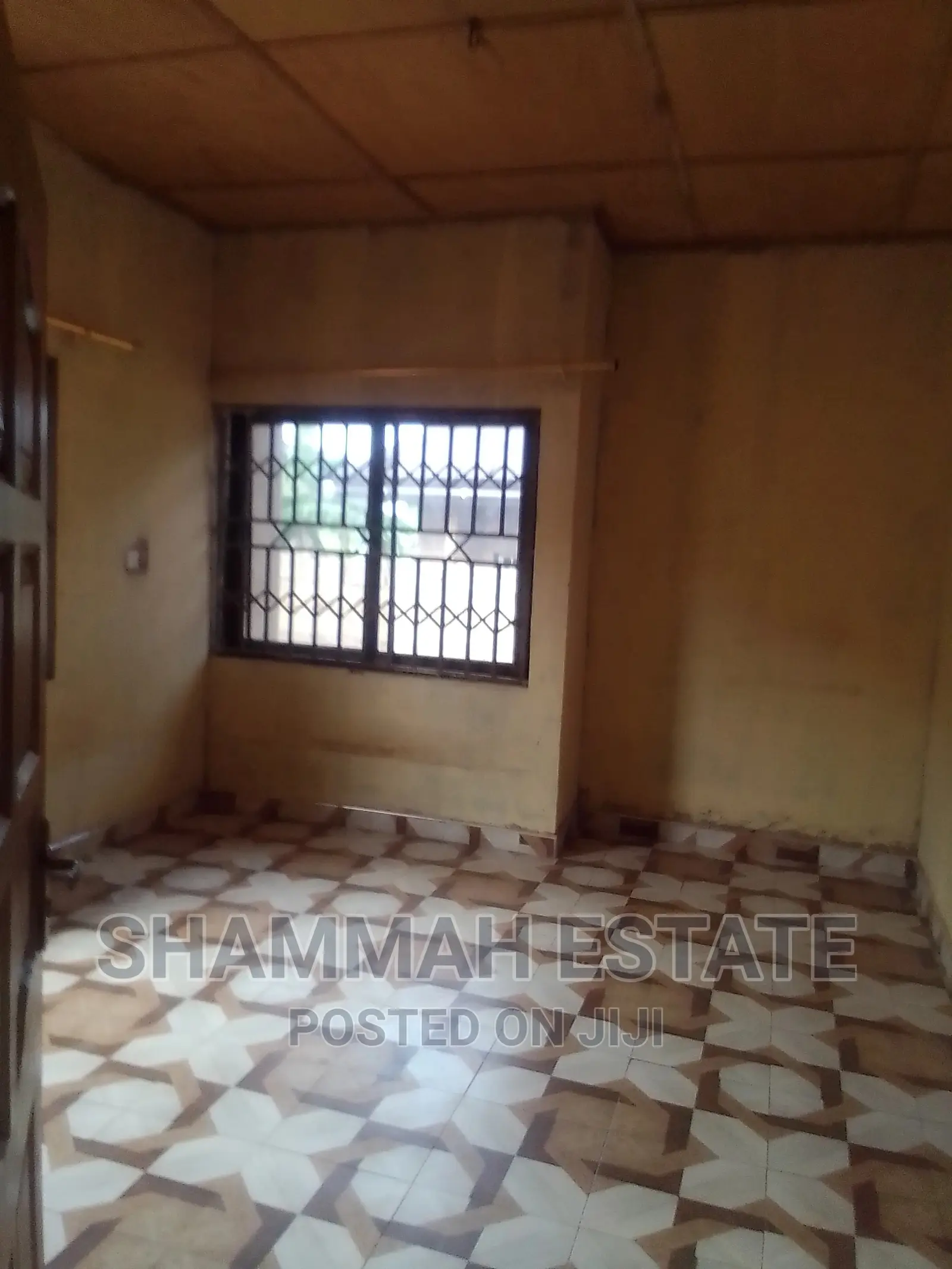 1bdrm Apartment in Aiding Estate, Sunyani Municipal for rent