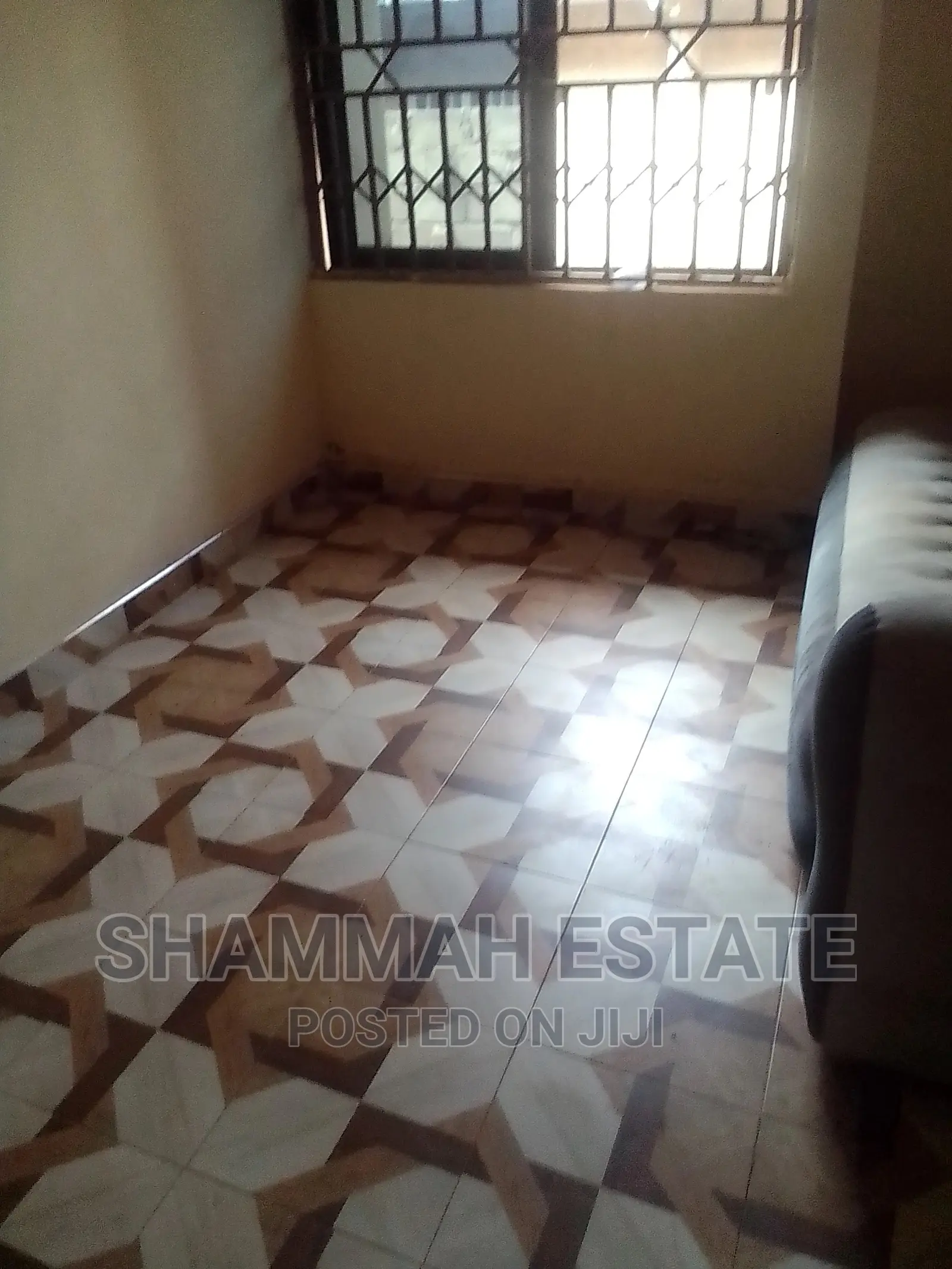 1bdrm Apartment in Aiding Estate, Sunyani Municipal for rent