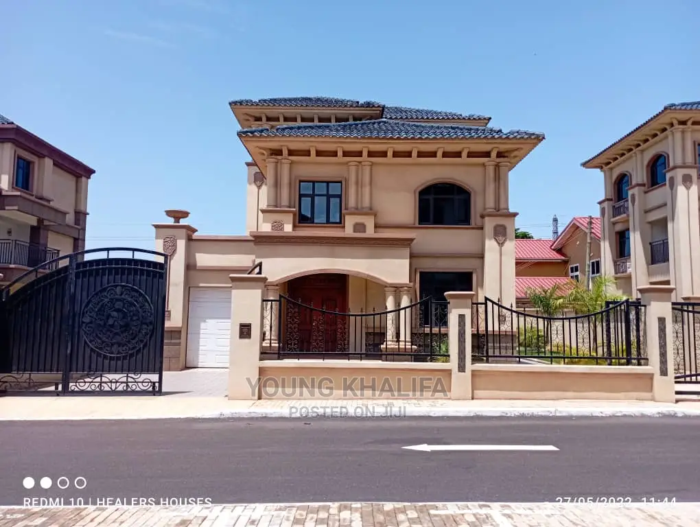 Furnished 6bdrm House in East Legon for sale