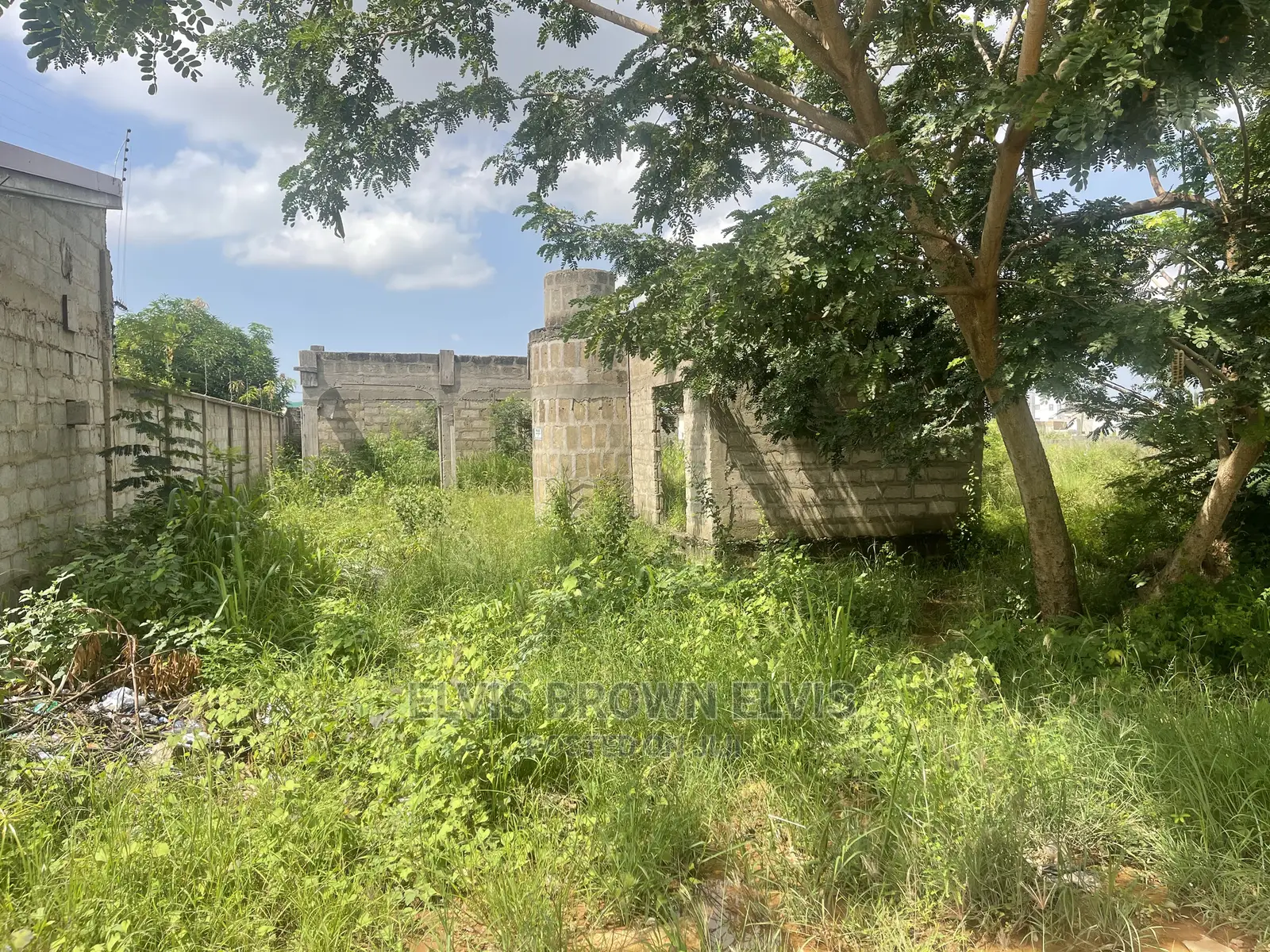 3 Bed Uncomplited on 60 by 100 Land for Sale at East Legon