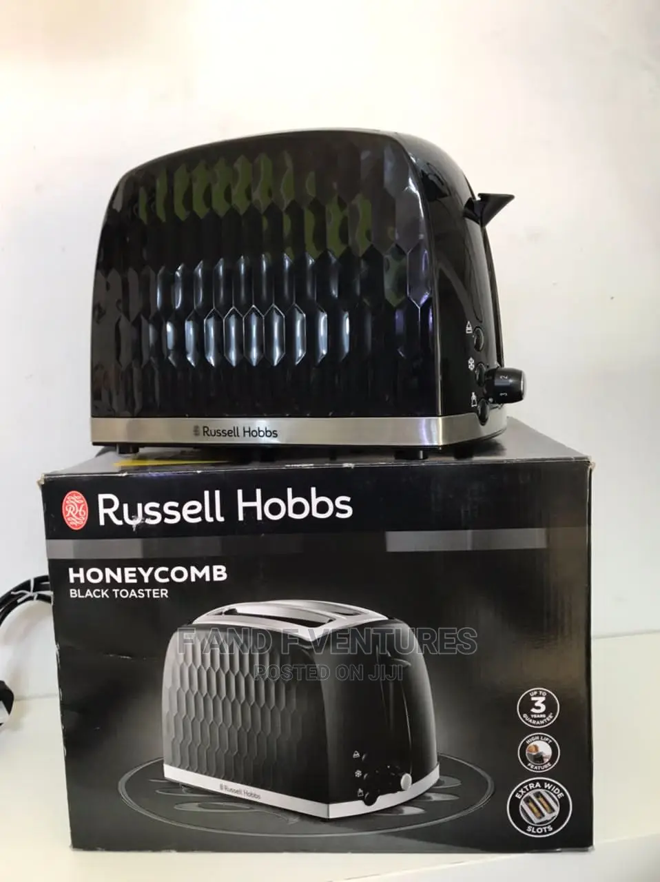 Russell Hobbs Honeycomb Toaster-Uk