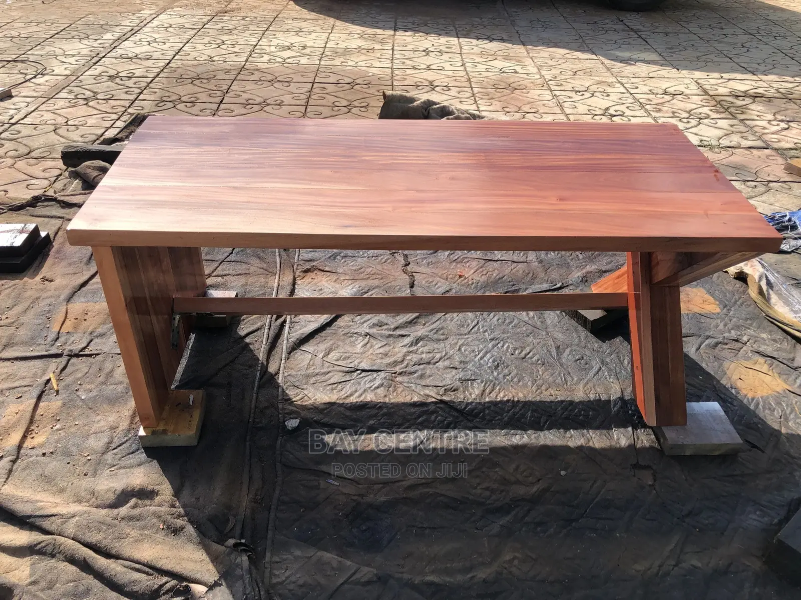 Morden Table