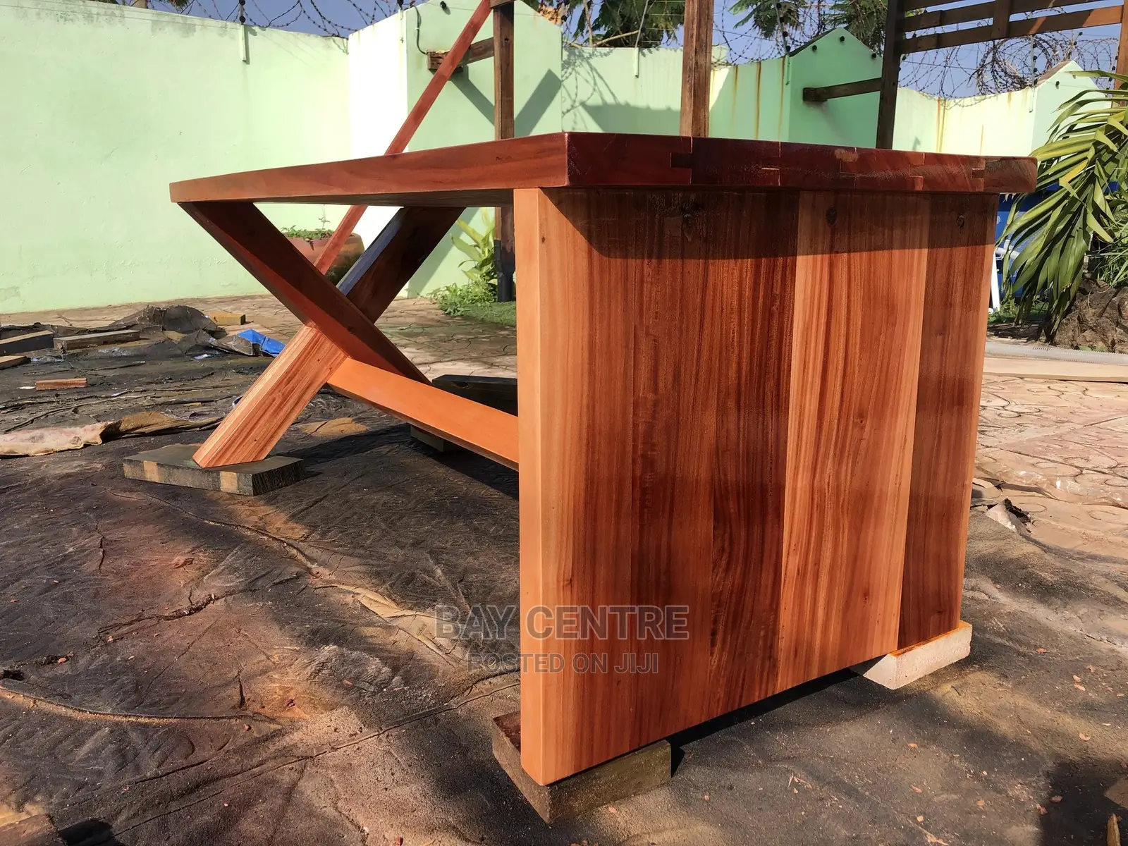 Morden Table