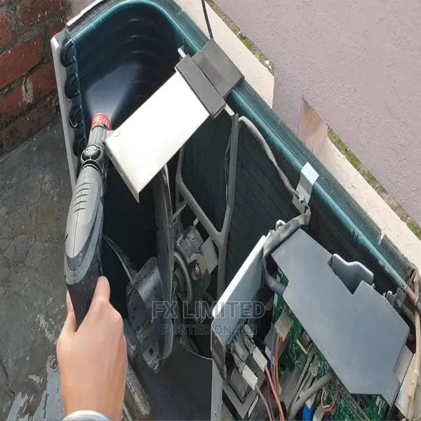 Split Aircondition Deep Cleaning,Disinfecting Servicing