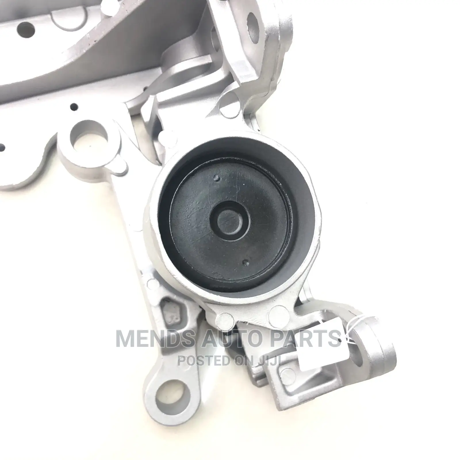 Nissan Sentra And Nissan Qashqai Gearbox Seat Mount