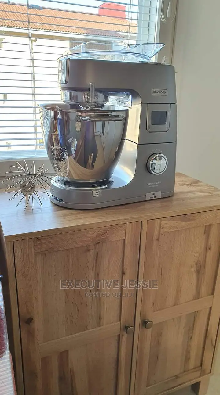 Kenwood Titanium Cake Mixer