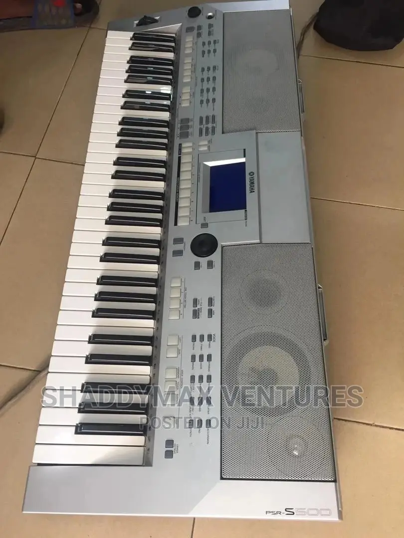 Yamaha S500 Keyboard