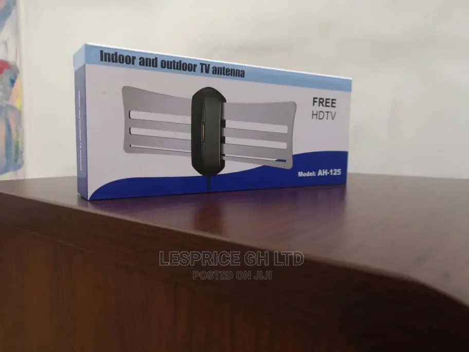 Indoor and Outdoor HDTV Antenna