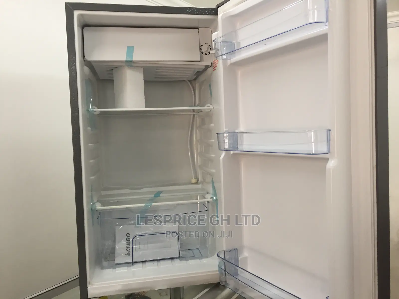 CHIGO Tabletop Fridge