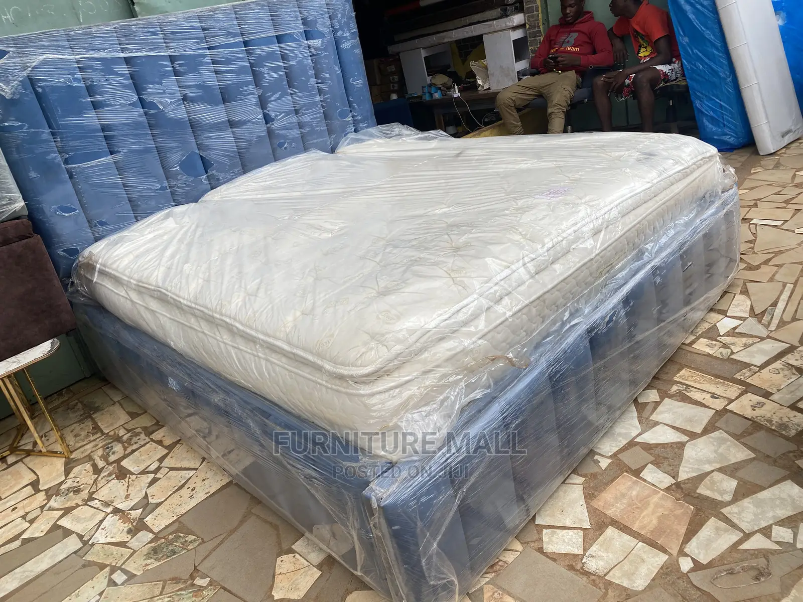 Executive Queensize Bed With Mattress . Free Delivery