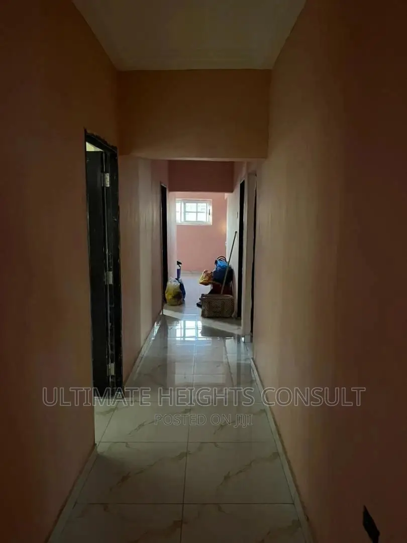 2bdrm Apartment in Lapaz Nyamekye, Nyanmekye for rent