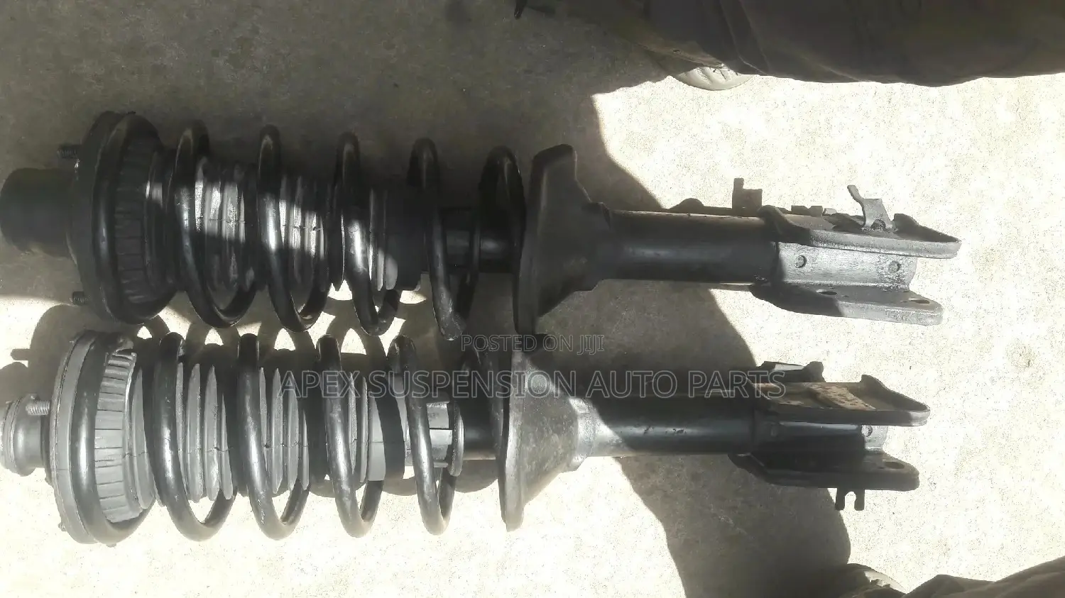 Land Rover Freelander Back Shocks