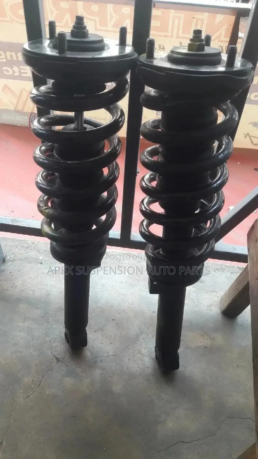 Kia Sorento 2003 Front Shocks
