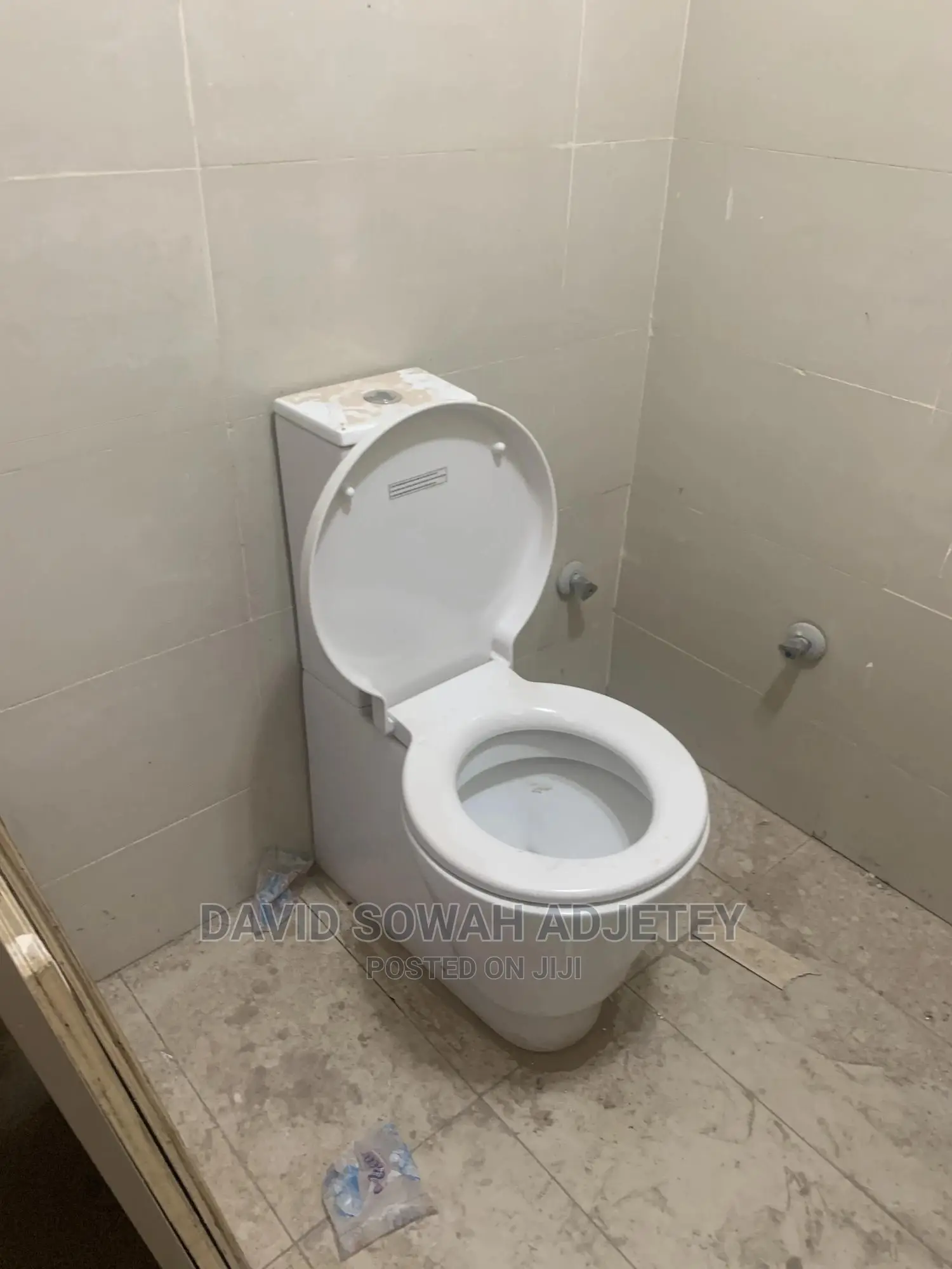 2bdrm Apartment in Palace Mall, Airport Residential Area for Rent