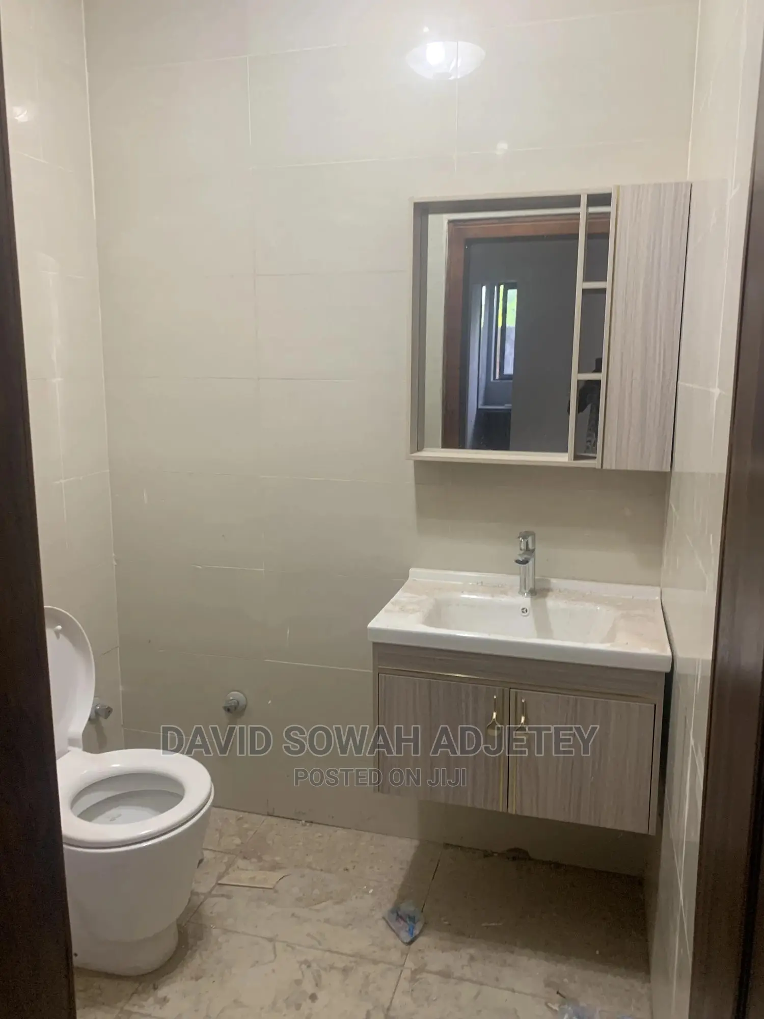 2bdrm Apartment in Palace Mall, Airport Residential Area for Rent