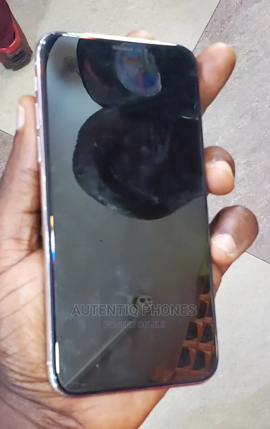 Apple iPhone X 64 GB White