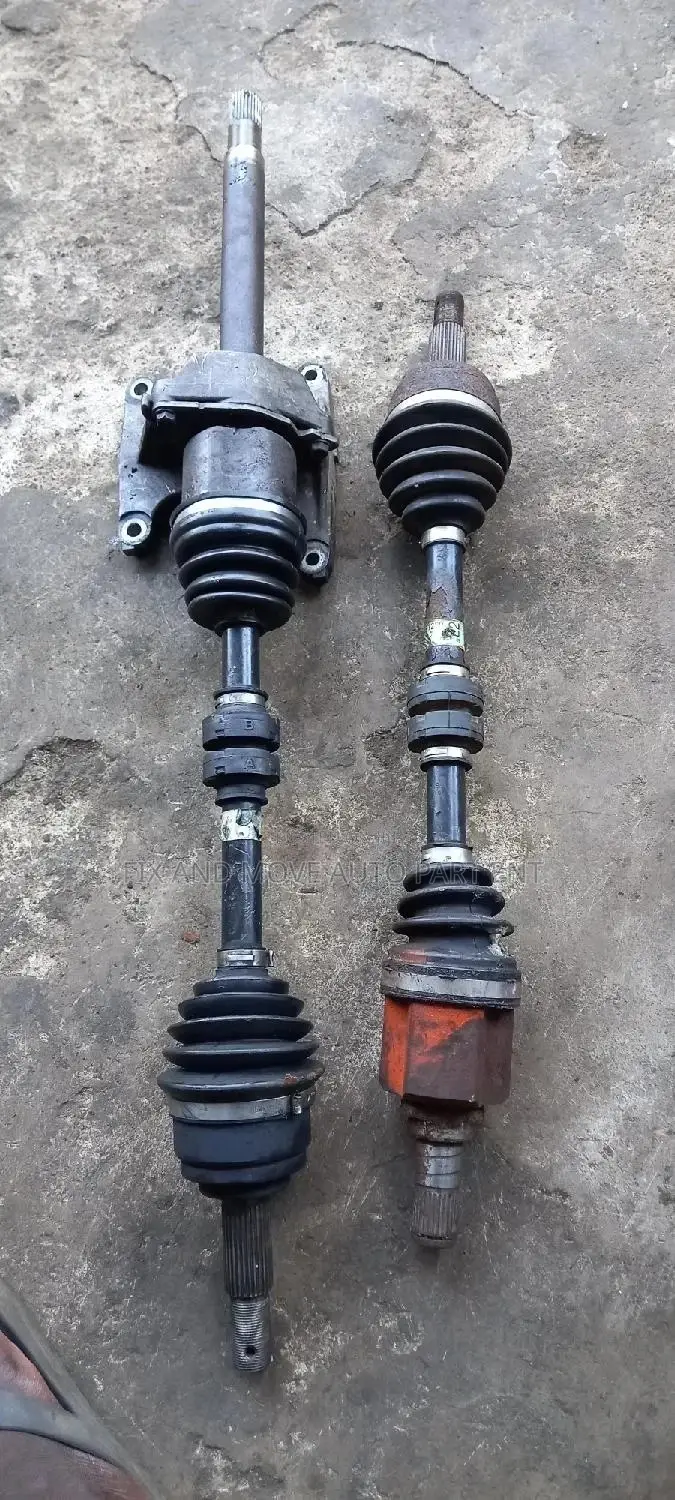 Nissan Sentra 2007-2012 Front DRIVE SHAFT Pair for Sale