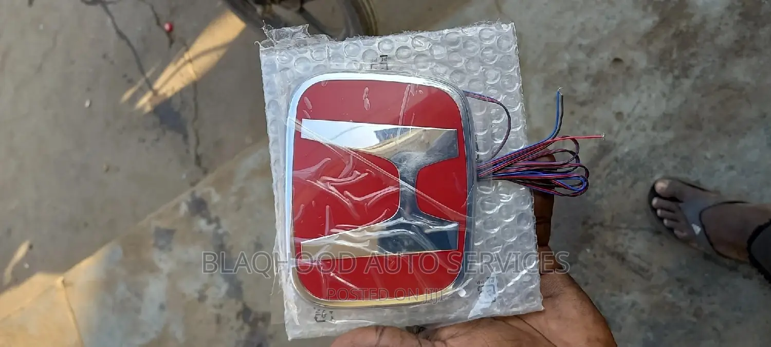 Honda Accord/Cr-V 2018-2021 LED CROWN/EMBLEM in Stock