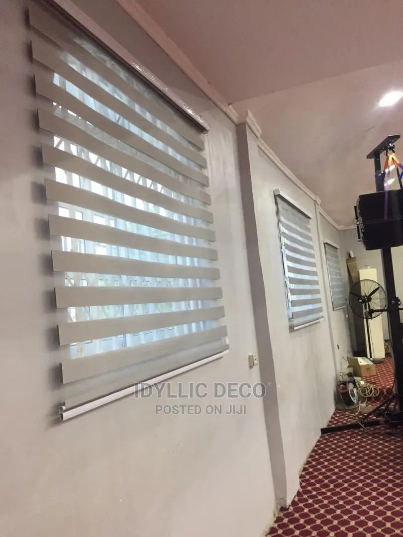 Flowerish Light-Grey Window Blinds