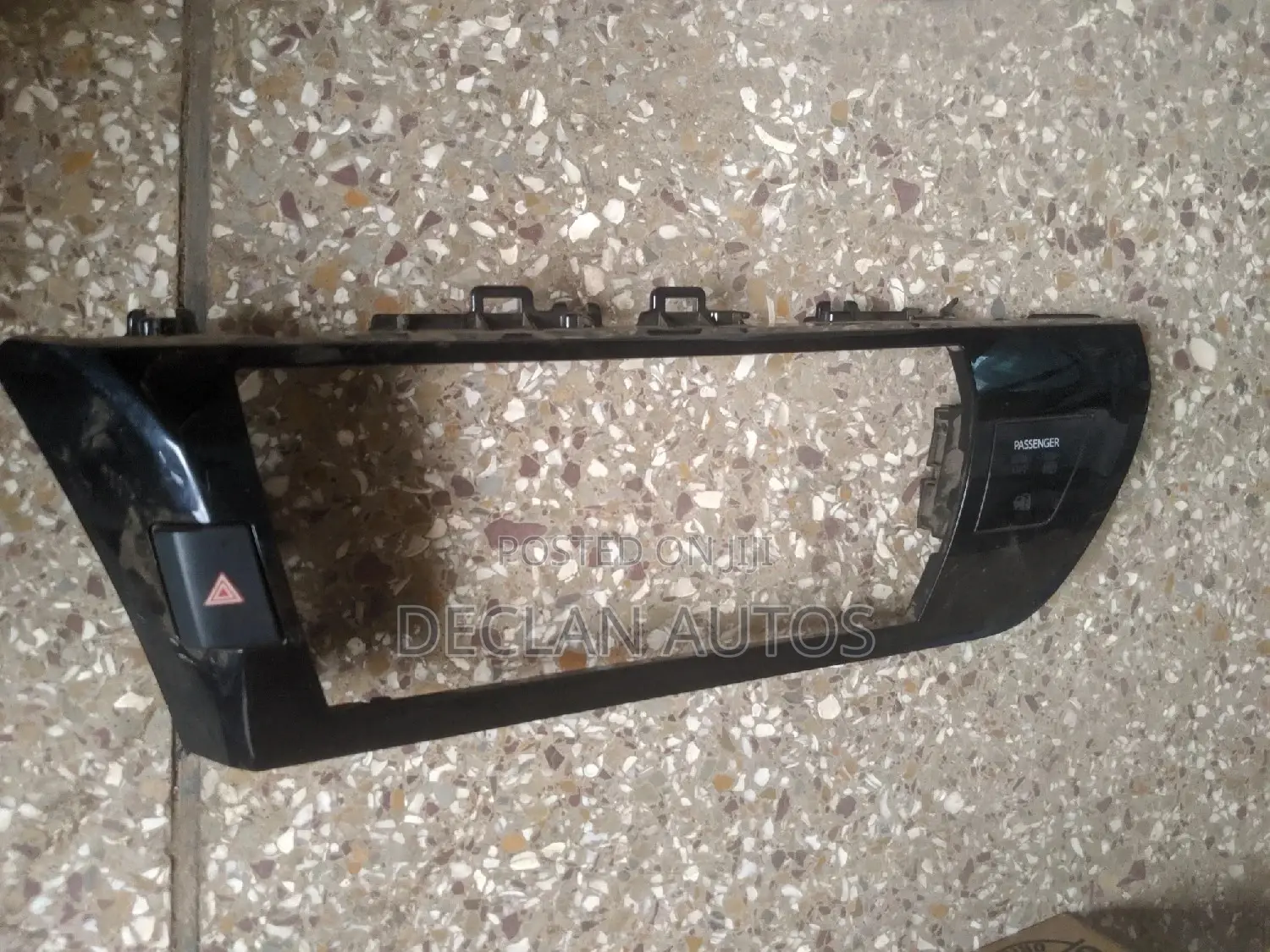 Corolla 2014 - 2016 Airbag Hazard Switch
