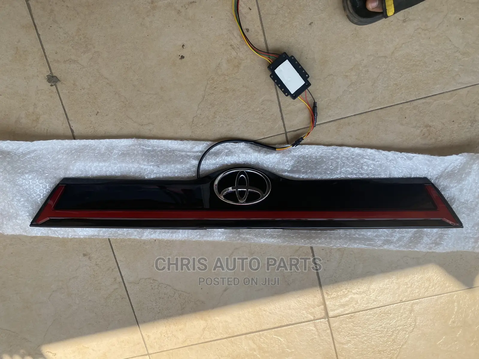 Boot Molding for Highlander