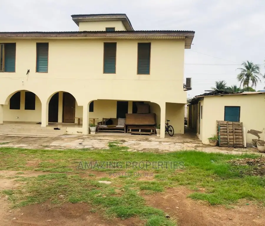 Commercial Property for Sale at La Trade Fair