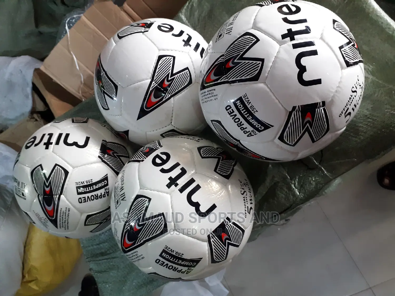 Original Miter Ball at Cool Price