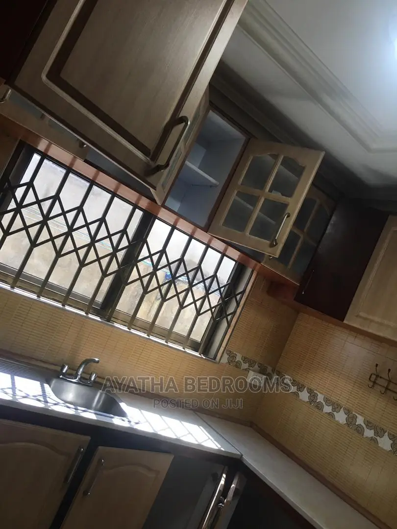 2bdrm Apartment in Ayathar Bedroom, New Town for Rent