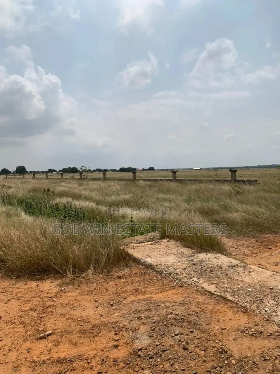 Well Fence Estate Lands for Sale by Estate Masters